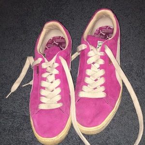 Puma pink shoes